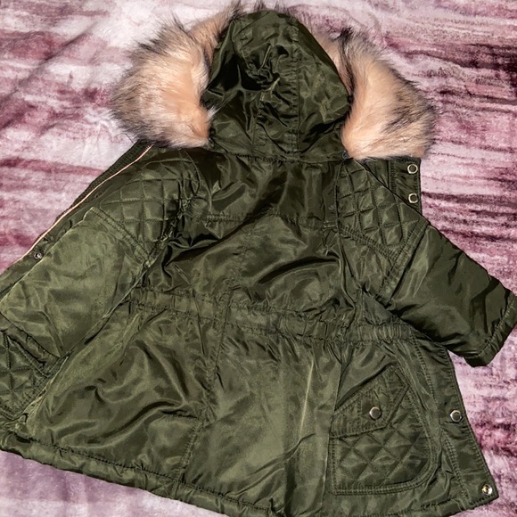 Toddler Girl’s Green Jacket. - Picture 3 of 4
